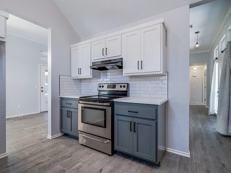 1908 Joseph Dr — Photo 38
