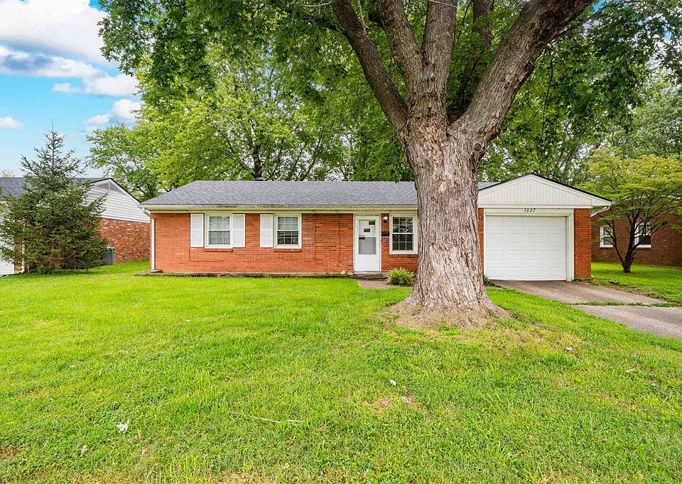 1st image of 3027 Redford Dr