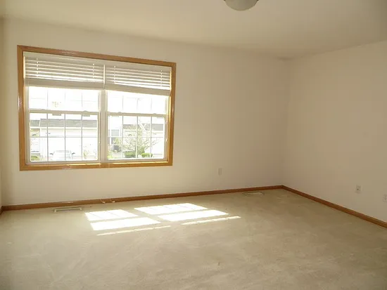 3907 NE Rosewood Ln — Photo 11