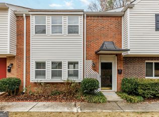 7094 Stonington Dr NE, Atlanta, GA 30328