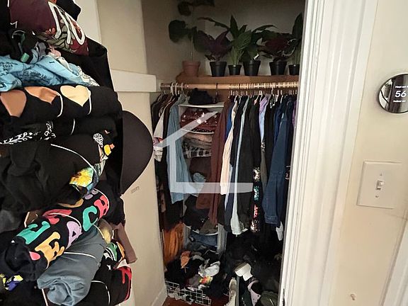 4th image of 79 Bigelow St #2D