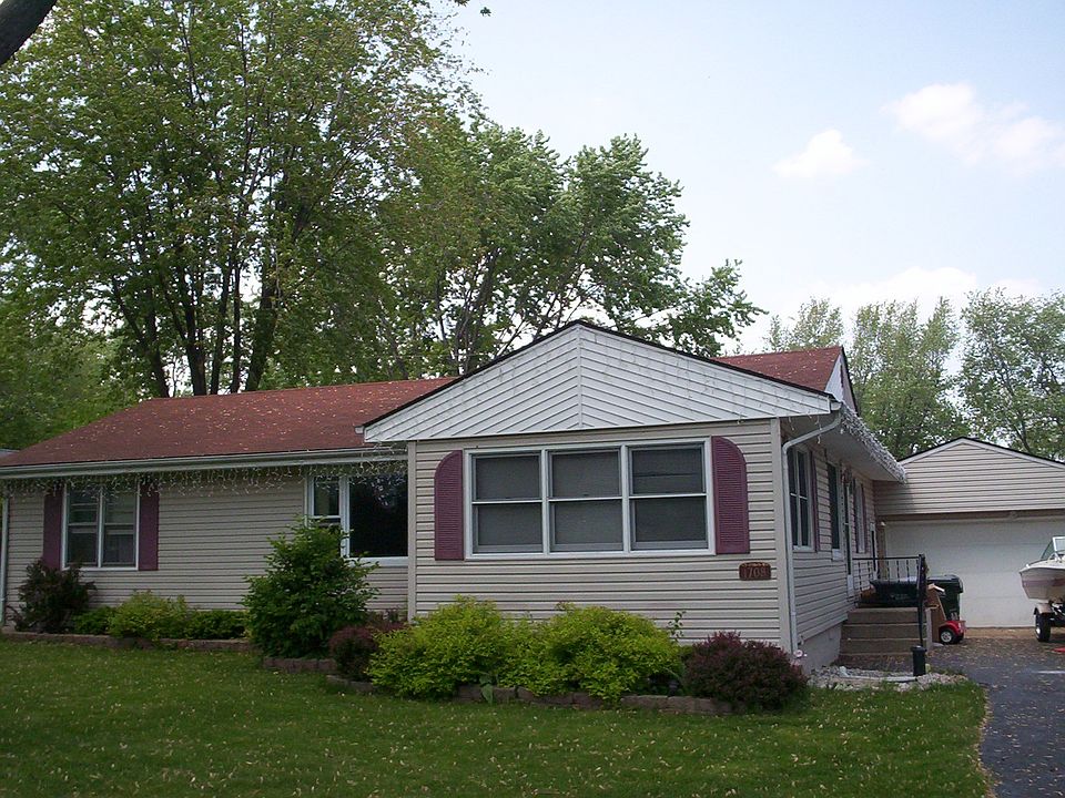 2nd image of 1708 Pheasant Ave