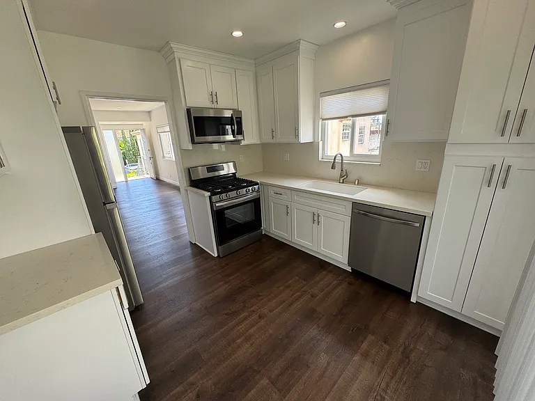 1231 S Bedford St #3A — Photo 2