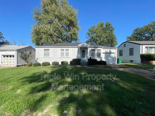 1205 Nectar Dr, Saint Louis, MO 63137