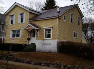32 Maple Ave, Gloversville, NY 12078