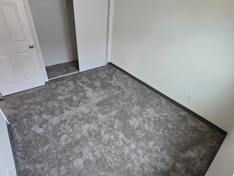 4861 La Rica Ave #B — Photo 11