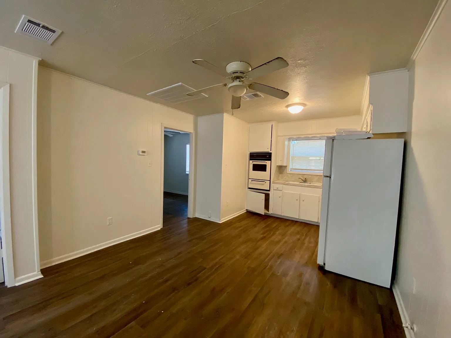2 bed, 624 sqft, $950 — Photo 3