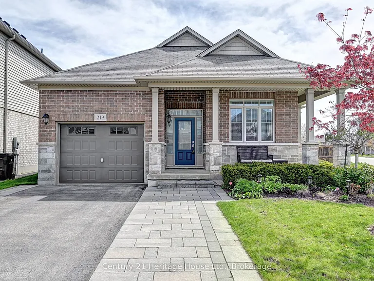 219 Falconridge Dr — Photo 50