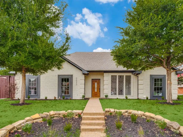 2633 Pickwick Ln, Plano, TX 75093