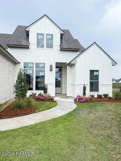 1st image of 108 Bruges Ln