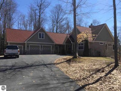 7376 Russ Noble Dr, Traverse City, MI, 49685