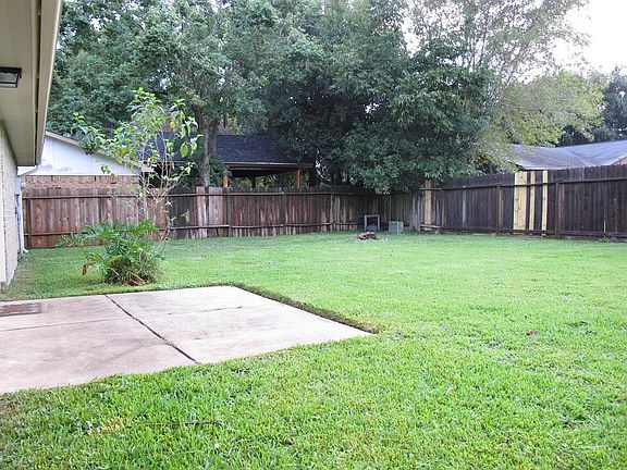 4th image of 15810 Danford Dr