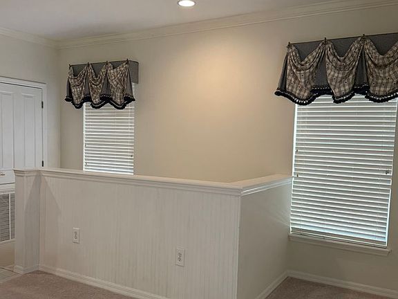 5th image of 1140 Celebration Ave #B