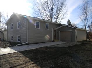1217 Arnold Ave, Rockford, IL