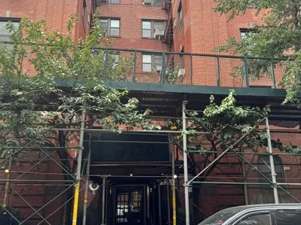 35-30 73rd Street #2B, Jackson Heights, NY 11372