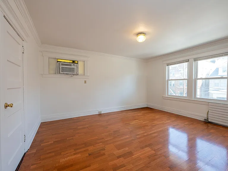 163 Jewett Ave — Photo 12