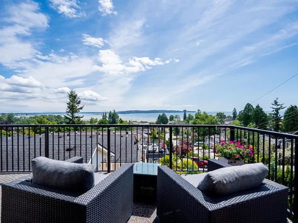 976 Parker St, White Rock, BC V4B 4R4