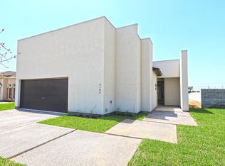 6102 Maryam Dr, Laredo, TX 78041