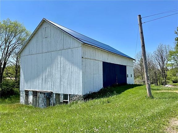 4942 Bakerstown Culmerville Rd, Tarentum, PA 15084 | MLS #1605243 | Zillow