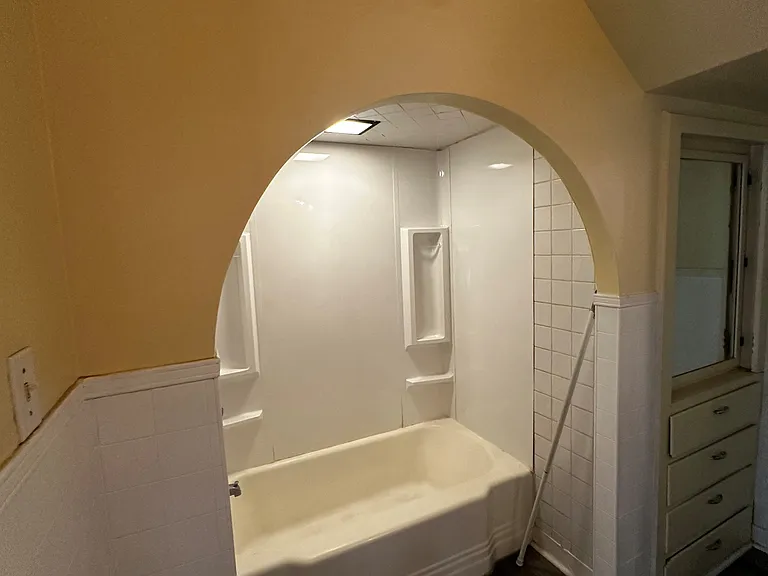 1039 Wendell Ave #1 — Photo 7