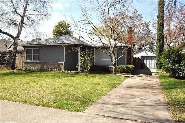 70 46th St photo 1