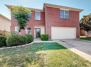 9113 Saint Barts Rd, Fort Worth, TX 76123