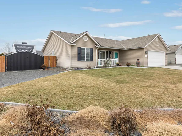 4502 Catalonia Dr, Pasco, WA 99301