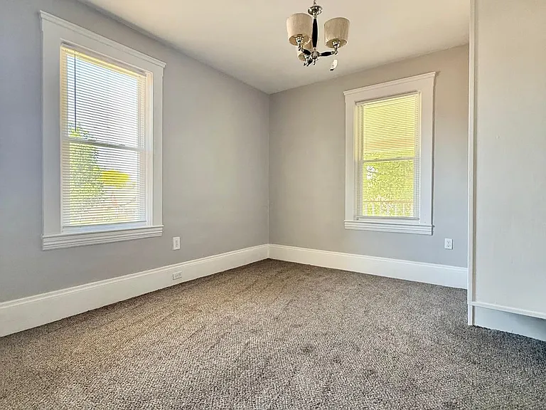 4711 Behrwald Ave #UP — Photo 23
