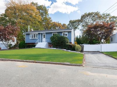 10 Sharon Drive, East Patchogue, NY, 11772