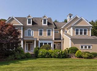 14 Whiton Ct, Hanover, MA 02339