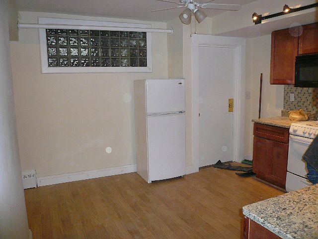 Building Photo 3