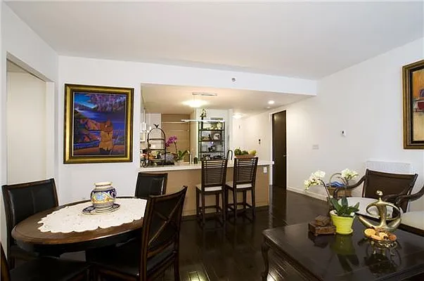 Sold by Park River | media 4