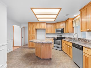 215 Jared Ct, Phoenix, OR 97535