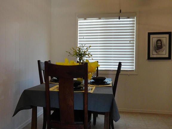 5th image of 4661 S San Pedro Ave