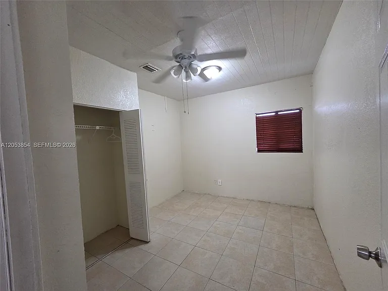 4004 SW 20th St — Photo 12