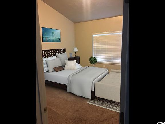4th image of 1308 E Canyon Dr