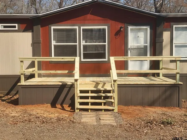 715 Royal Dr N, Bullard, TX 75757