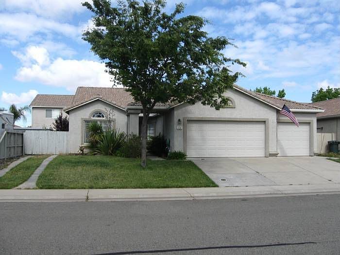 1st image of 228 Chambers Dr