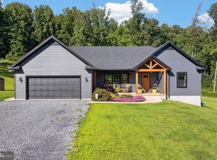 1455 Laurel Dr, Newmanstown, PA 17073