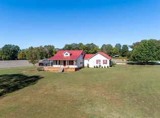35 Cottrell Cv, Decaturville, TN 38329