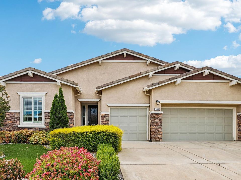 1st image of 655 Hawk Ridge Drive