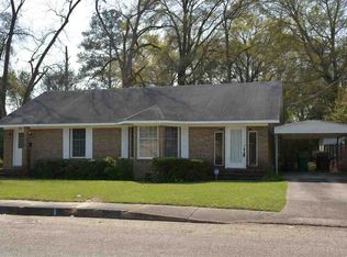 121 Cordelia Ave N, Elba, AL 36323