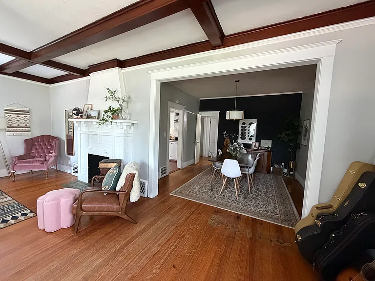 5844 Blondo St — Photo 4