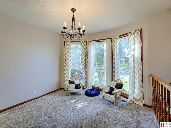 4th image of 2824 N 200th Ave