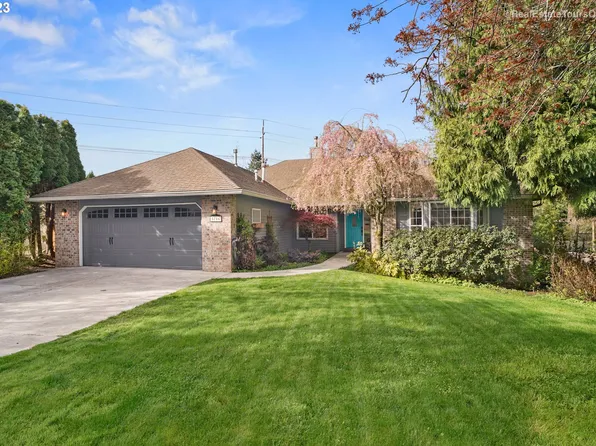 5716 SW Calusa Loop, Tualatin, OR 97062