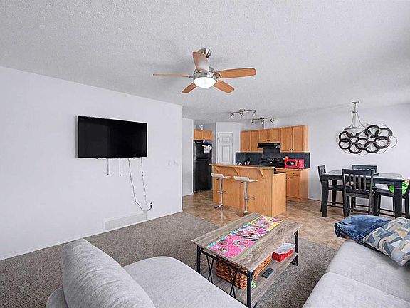 3rd image of 800 W Yankee Valley Blvd SE #102
