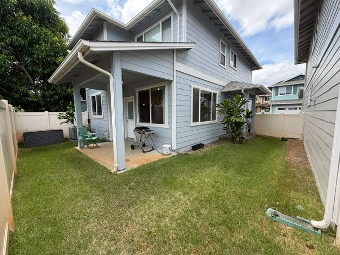 3 bed 2.5 Bath 2 car garage/ Central AC/ Ewa Beach! — Photo 2
