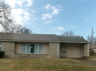 1160 E Lake Shore Dr, Decatur, IL 62521