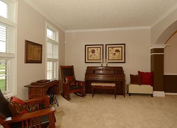3rd image of 4281 Greenthread Dr