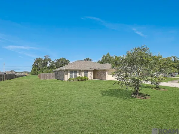 1310 Point Andrew Dr, Gonzales, LA 70737